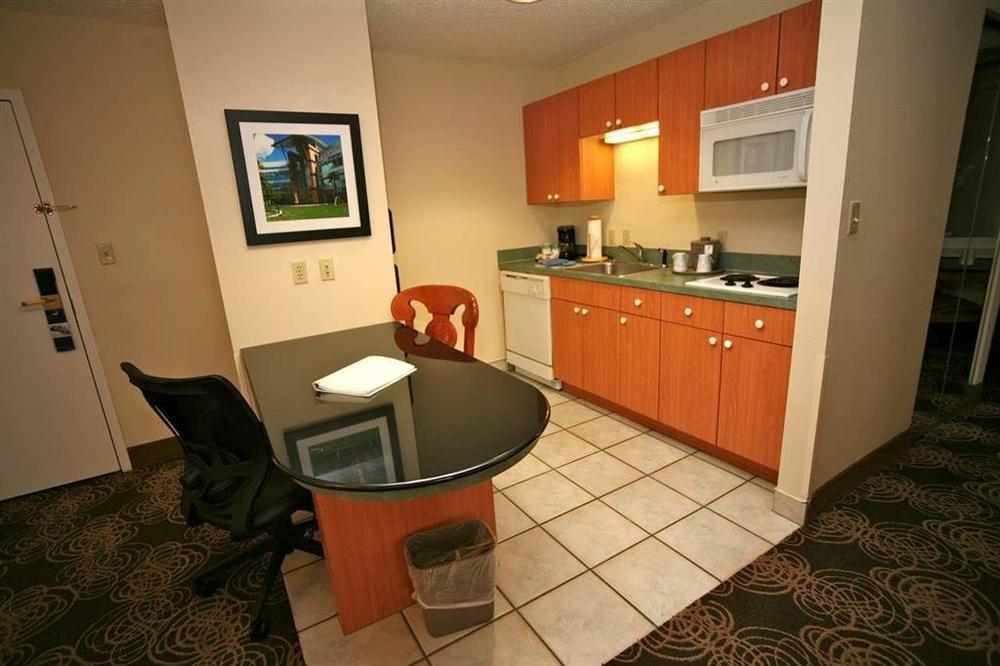 Hampton Inn & Suites Orlando-East Ucf Alafaya Restoran fotoğraf