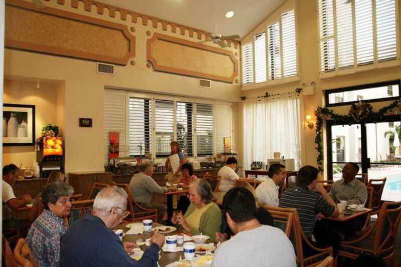 Hampton Inn & Suites Orlando-East Ucf Alafaya Restoran fotoğraf